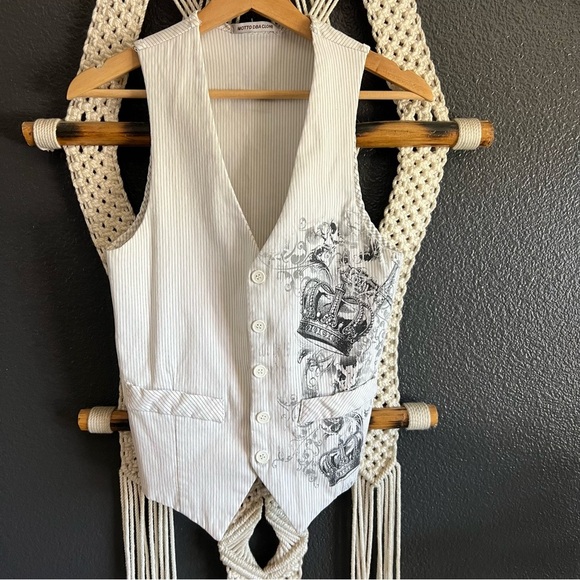 Gothic Grunge Rock Vest Unisex Small Motto DBA Pinstriped White And Black - Picture 1 of 5